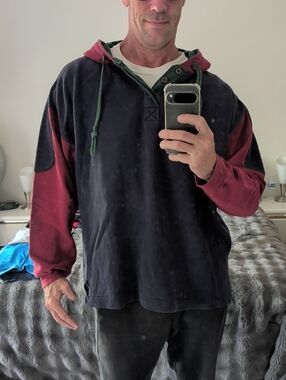 90's County Seat Colorblock Hoodie in Green and Burgundy